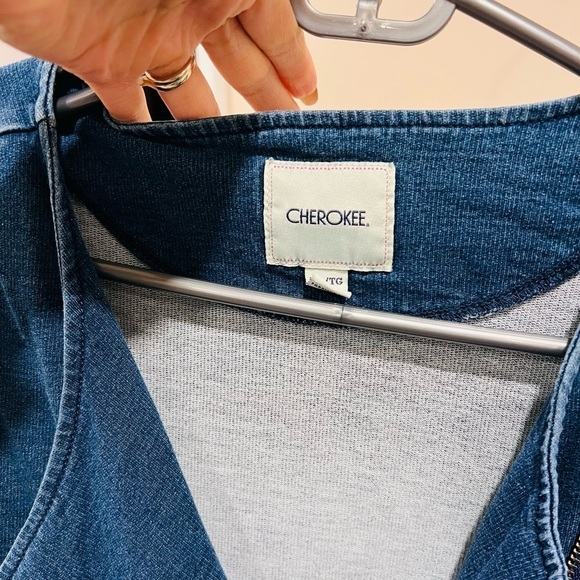 🔥Cherokee Jacket🔥 - Picture 7 of 8